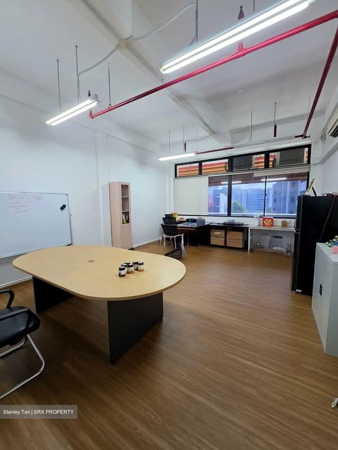 Kallang Place (D12), Factory #593485001